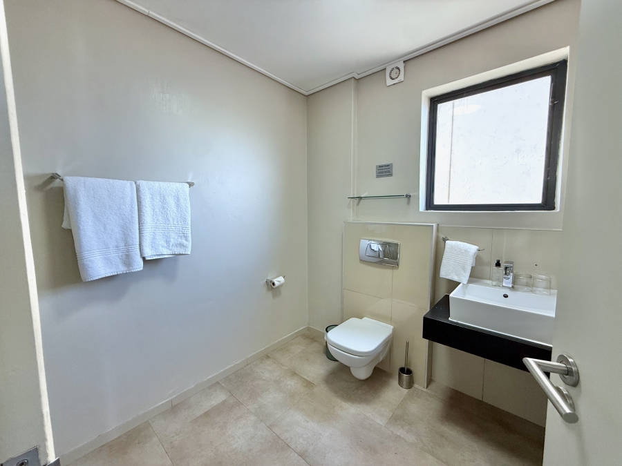 3 Bedroom Property for Sale in Waves Edge Western Cape